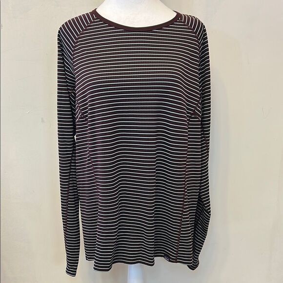 Patagonia burgundy striped long sleeve Polartec Midweight  tee Size XL EUC - Picture 1 of 11